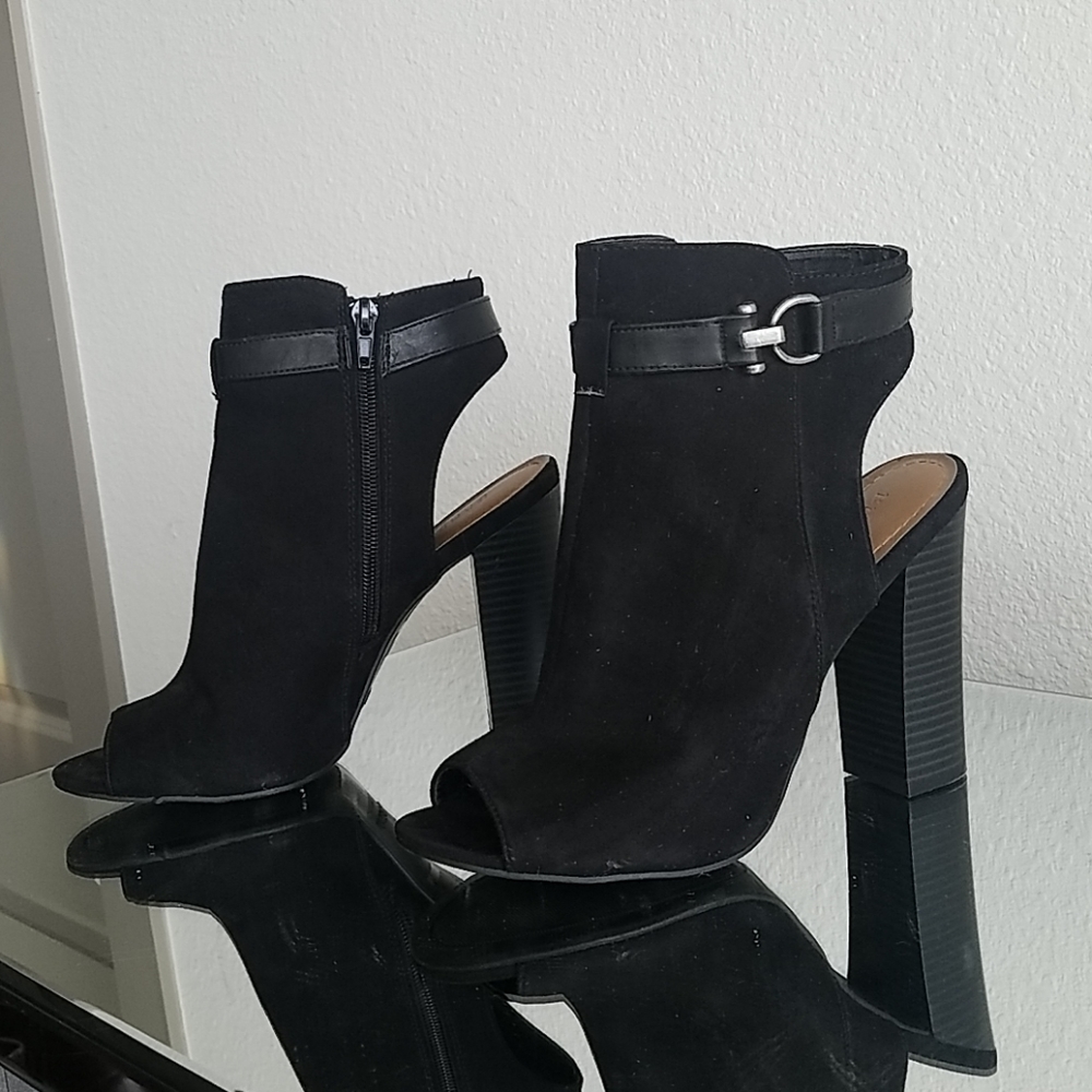 Black heels